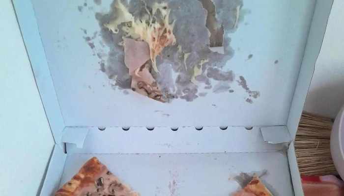 Pizza Raffaelo -  Blizko Mě - Krále Jiřího 97