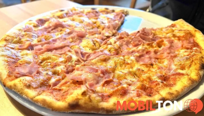 Pizza2you Pizza - 275 Loučeň Česká Republika