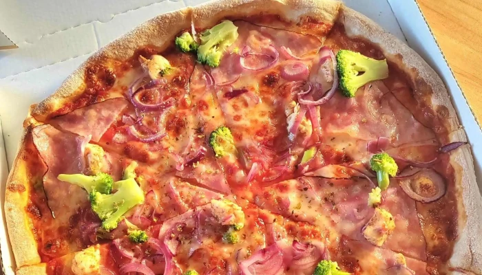 Pizzeria Dobrovice -  Restaurace - Palackého Nám.