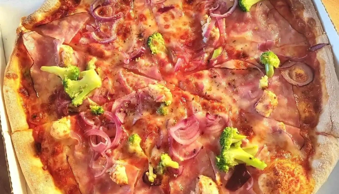 Pizzeria Dobrovice -  Vse - Palackého Nám.