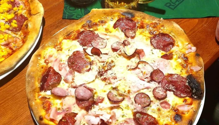 Pizzeria Italiana -  Jidlo A Piti - Středová 4999