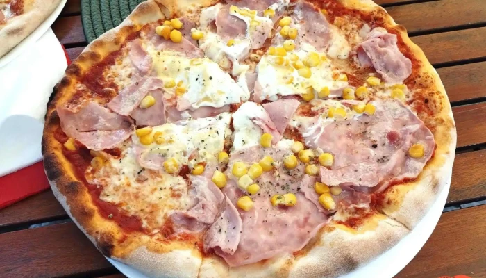 Pizzeria La Teresia -  Prsut - Palackého 541