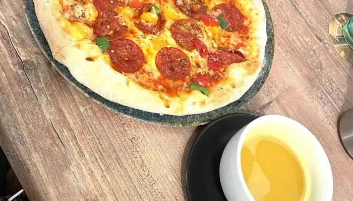 Pizzeria Nel Forno -  Jidlo A Piti - Ke Kopanině 421