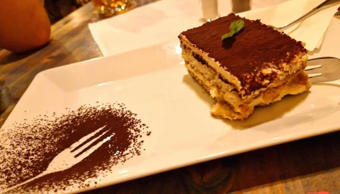 Pizzeria Ristorante Atollo Tiramisu - Mariánská 285