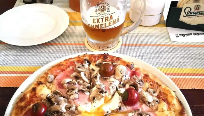 Pizzeria Una -  Instagram - Miřetice U Klášterce Nad Ohří