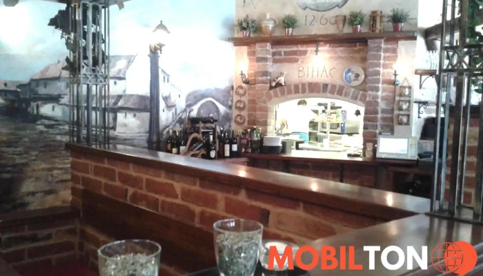 Pizzeria Una -  Vzhled A Atmosfera - Miřetice U Klášterce Nad Ohří