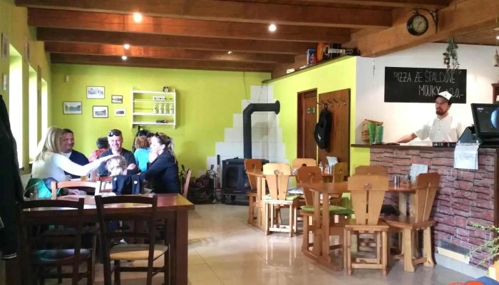 Pizzerie Mates -  Vzhled A Atmosfera - Sadová 638