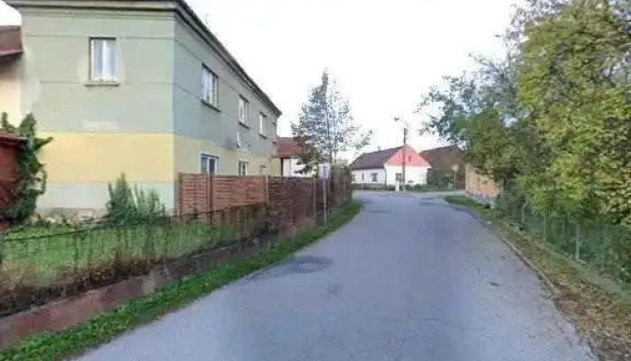 Pizzerie Steak Grunt -  Street View A 360deg - Nám. Mezi Šenky
