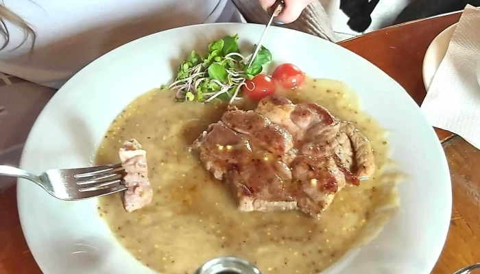 Pizzerie Steak Grunt -  Telefon - Nám. Mezi Šenky