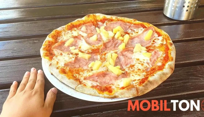 Pizzerie U Kouzelnikalibeznice Jidlo A Piti - Mírové Nám. 44