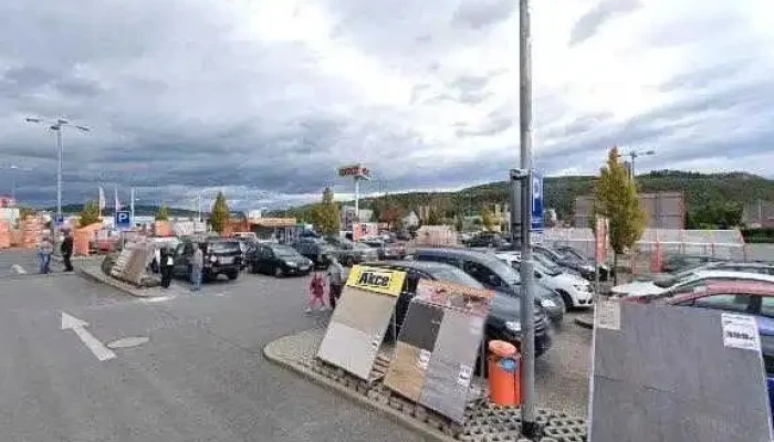 Planeo -    Beroun Street View A 360deg - U Obi, Plzeňská 474