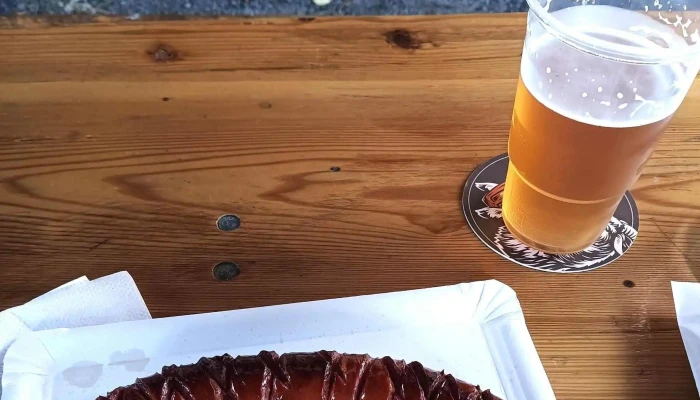 Pod Kastany Food Truck Fotky - Kostomlatského Sady