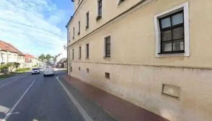 Pod Radnici Street View A 360deg - Benešovo Nám. 12