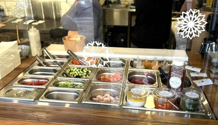 Poke And Bowls Bistro -  Jidlo A Piti - 17. Listopadu 301