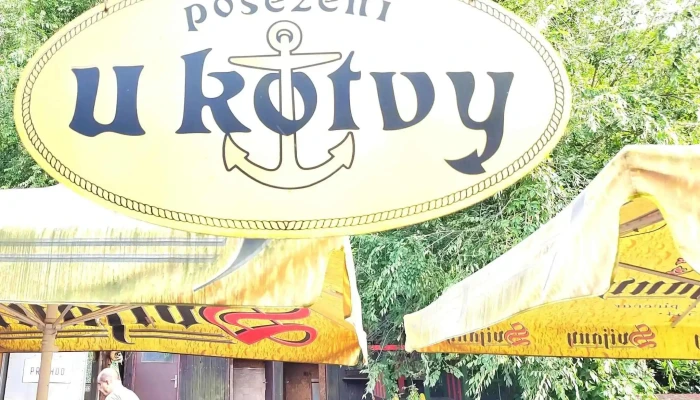 Posezeni U Kotvy Blizko Mě - Sázava