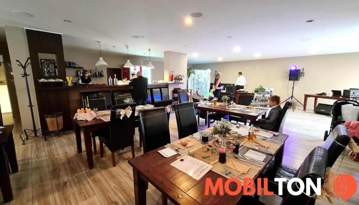 Pribram   Restaurace Majak Vse - Brodská 140