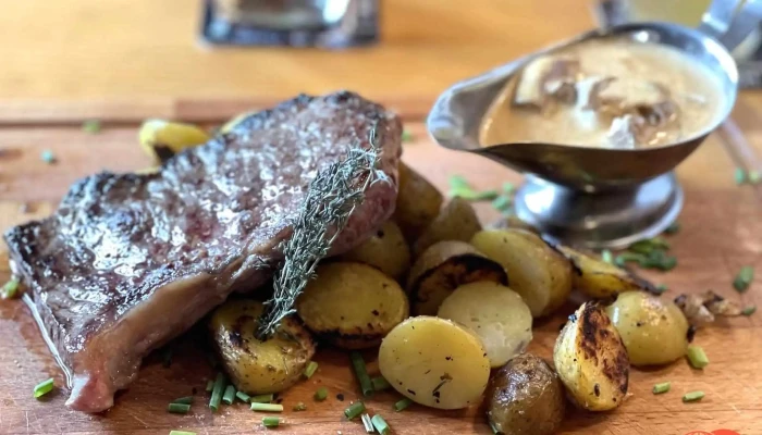 Pub A Bar Na Plech -  Steak Z Nizkeho Rostence - Praha 3-žižkov