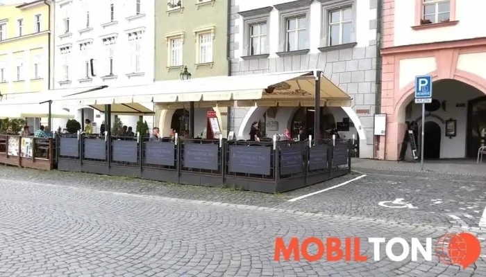 Radnicni Sklipek Od Vlastnika - 12, Mírové Nám. 20
