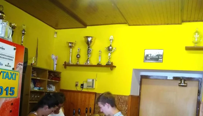 Restaurace -    Bowling Bar U Parizku Oblast - Svatojánská 79