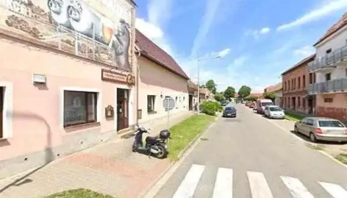 Restaurace -    Bowling Bar U Parizku Street View A 360deg - Svatojánská 79