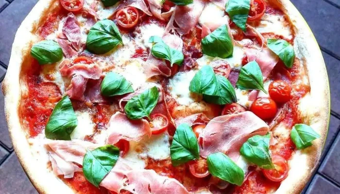 Restaurace -    Pizzerie Na Hrazi Pizza - Ke Hrázi 76