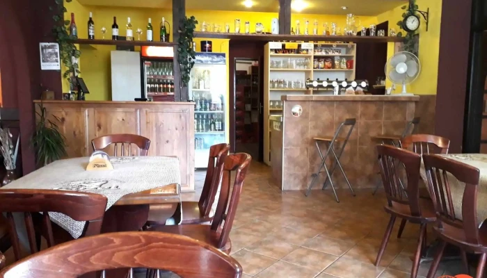 Restaurace -    Pizzerie U Broucka Suchdol Vzhled A Atmosfera - Suchdol