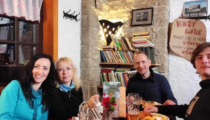 Restaurace 100 -  Dola Oblast - Francova Lhota-horní Lideč