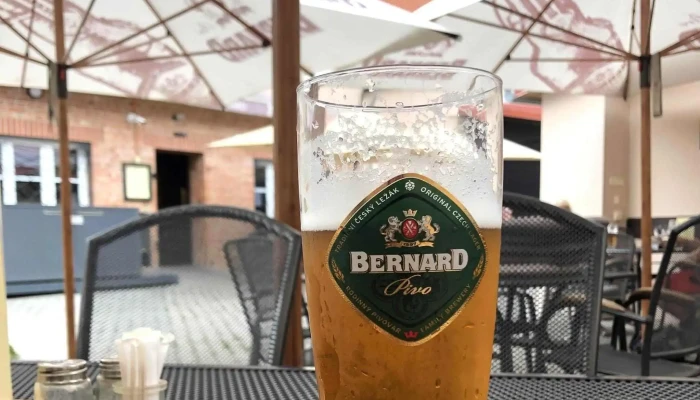 Restaurace A Bistro Hermanka Adresa - Nám. Jana Heřmana 102