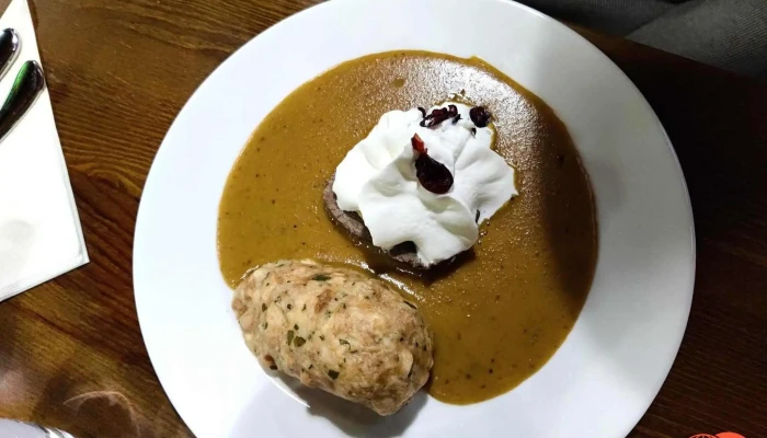 Restaurace A Bistro Hermanka Svickova Na Smetane - Nám. Jana Heřmana 102