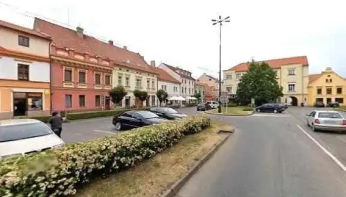 Restaurace A Kavarna Cafe Della Porta Street View A 360deg - Nám. 5. Května 3