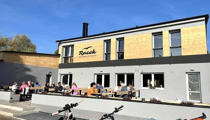 Restaurace A Penzion Racek -  Od Vlastnika - Srby