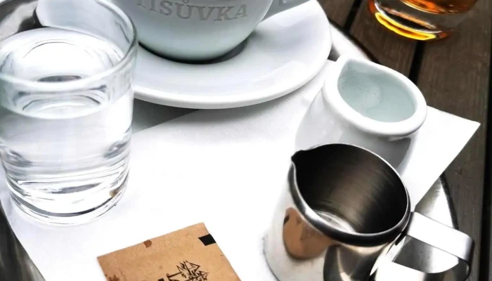 Restaurace A Penzion Tisuvka Nejnovejsi - Cikháj