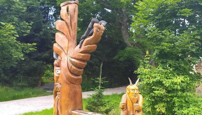 Restaurace A Penzion Tisuvka Vse - Cikháj