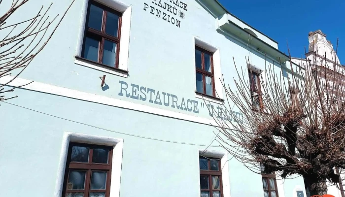 Restaurace A Penzion U Hajku Nejnovejsi - Masarykovo Nám. 10