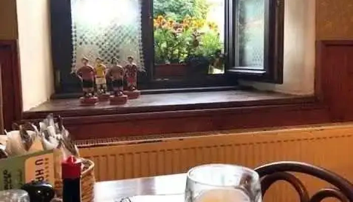 Restaurace A Penzion U Hajku Pivo - Masarykovo Nám. 10