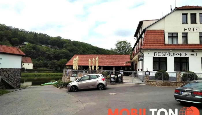 Restaurace A Penzion U Kaplicky Hotel U Berounky - Srbsko-karlštejn
