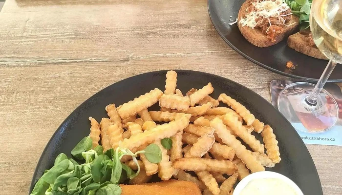 Restaurace A Sklepni Bar U Haviru Rizek - Šultysova 154/2