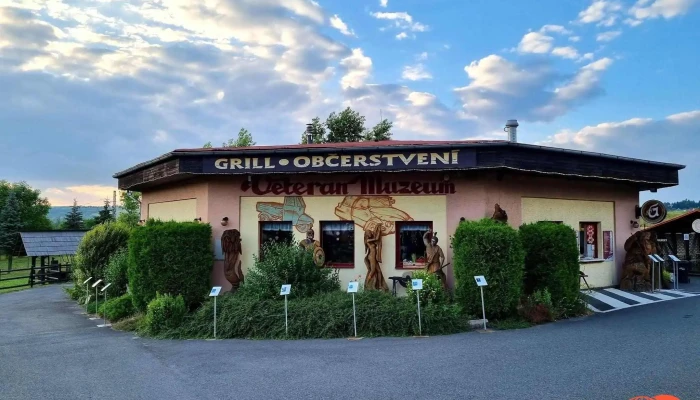 Restaurace A Veteran Muzeum Vse - Podlesí