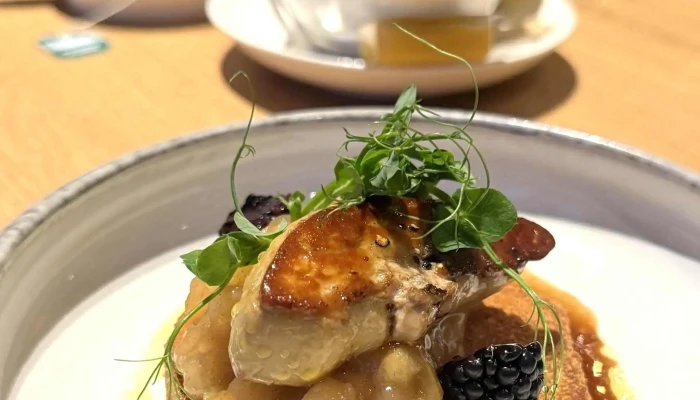 Restaurace All This Snemovna Otevřeno Nyni - Věkoše