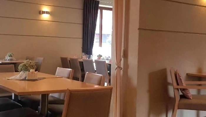Restaurace Amadeus -  Restaurace - Sadová 829