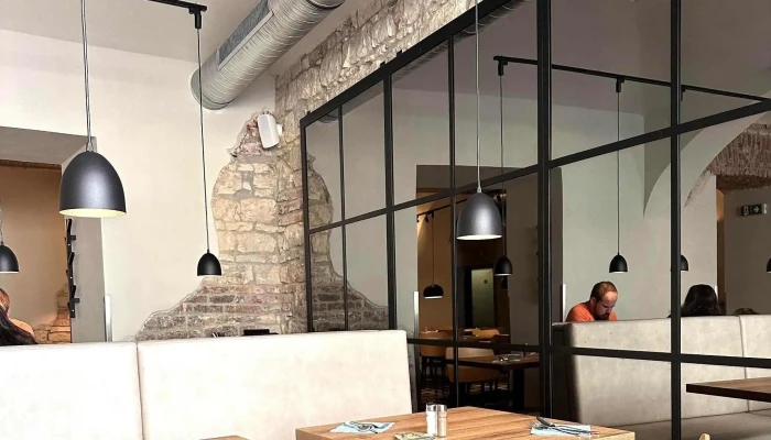 Restaurace Arbeska -  Webova Stranka - Praha 5-smíchov