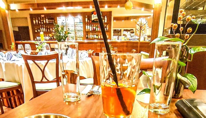 Restaurace Atrium -    Hejtmansky Dvur Slany Masarykovo Nam 114 - Masarykovo Nám. 114