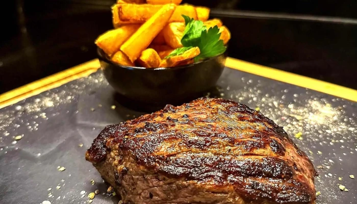 Restaurace Baltaci Napajedla -    Otevrena Jako No 212 Vice Na Wwwno212cz Jidlo A Piti - Masarykovo Nám. 212