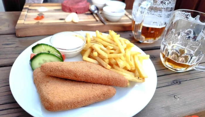 Restaurace Beseda Lovosice -  Fish And Chips - Dlouhá 83/4