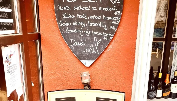 Restaurace Bila Pani Oblast - Karlštejn