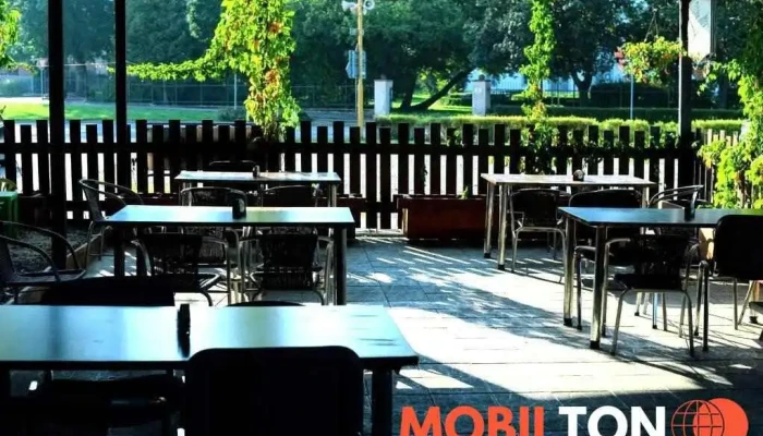 Restaurace Bilovice Vzhled A Atmosfera - Bílovice