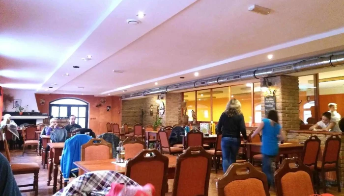 Restaurace Bowling U Simony -  Vzhled A Atmosfera - Mariánská 407