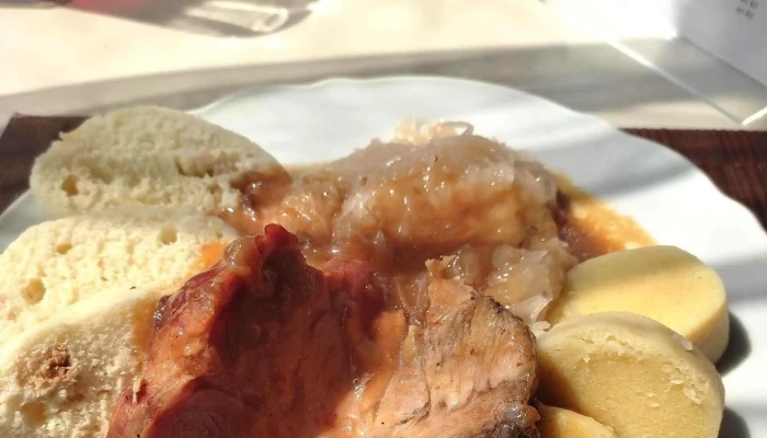 Restaurace Cerny Orel Hodnoceni - Mladoboleslavská 33