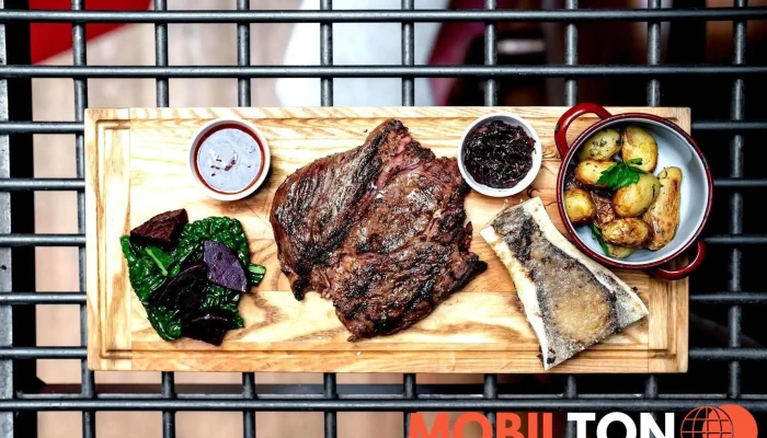 Restaurace Cerveny Jelen Steak - Nové Město