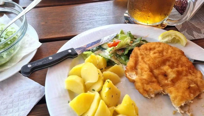 Restaurace Ctyrlistek Restaurace - Krušnohorská 567
